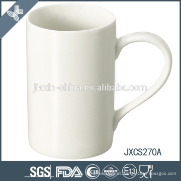 Taza de café de la porcelana del diseño de X mas, taza de porcelana blanca estupenda